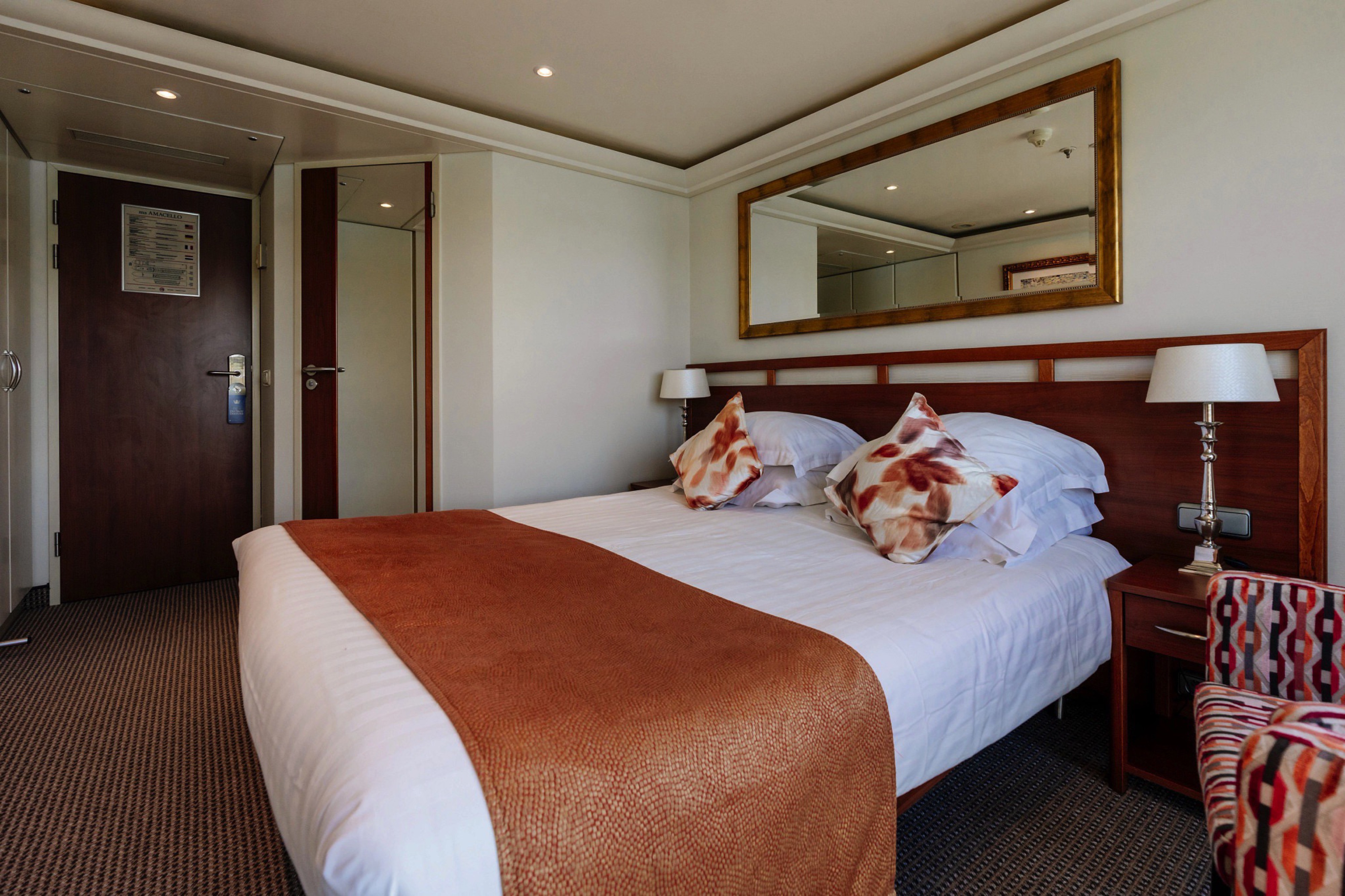 ©AmaWaterways AmaCello Interior CAT A.jpg